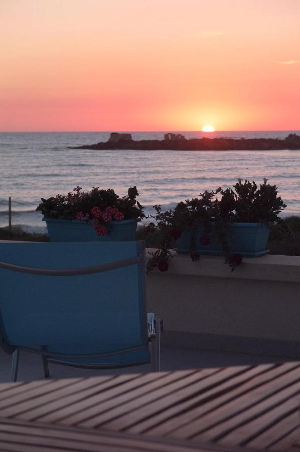 Puntabraccetto Sunset Apartman Santa Croce Camerina Szoba fotó